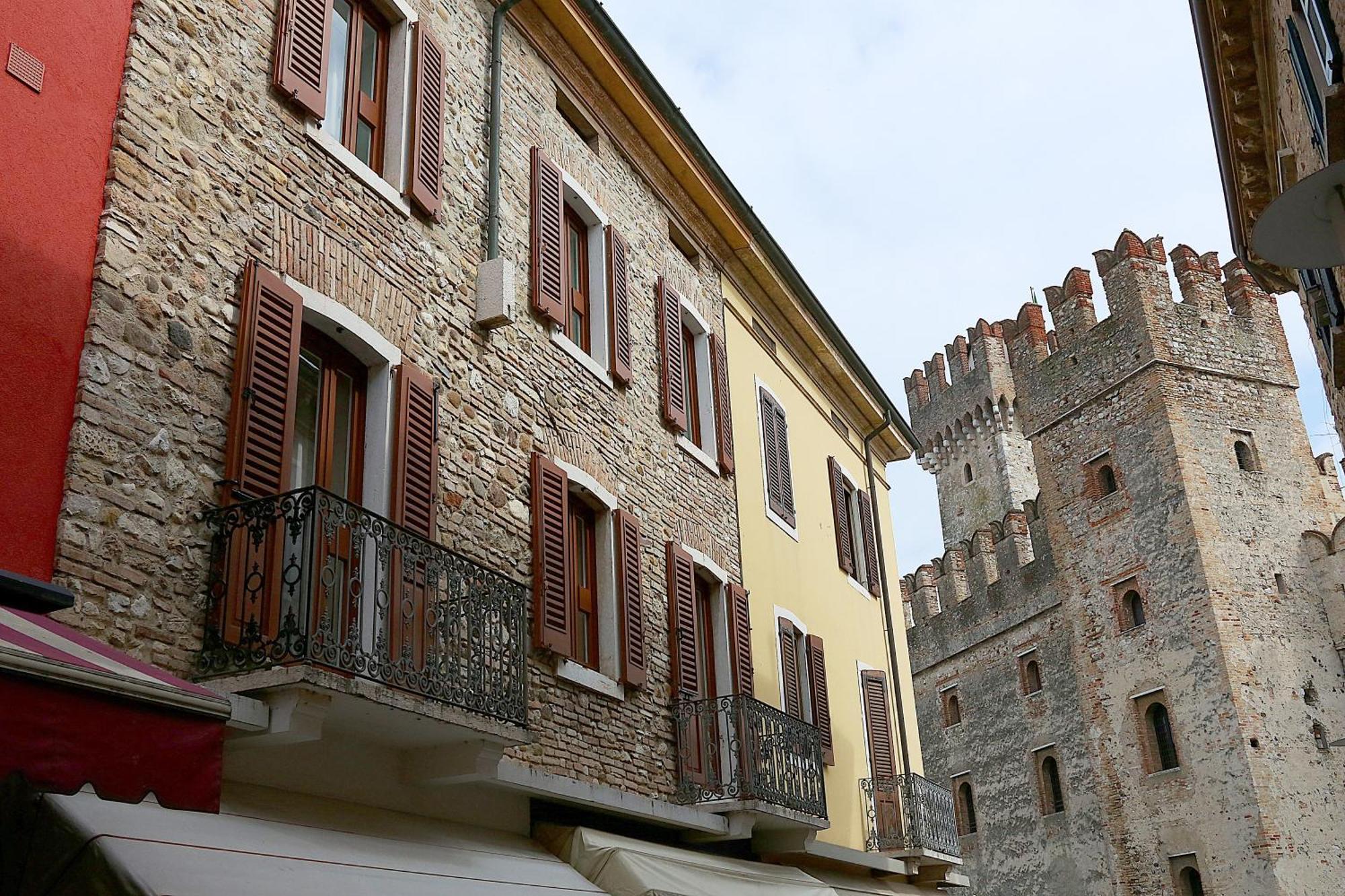Aurora Sirmione Appartamenti Eksteriør bilde