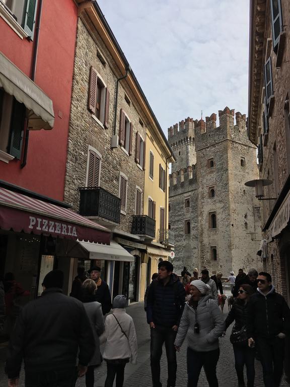 Aurora Sirmione Appartamenti Eksteriør bilde